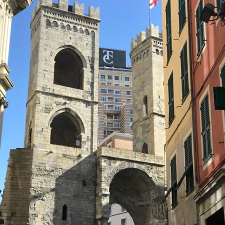 Exclusive Apt Really Downtown - Free Private Parking Included! 제노바 외부 사진