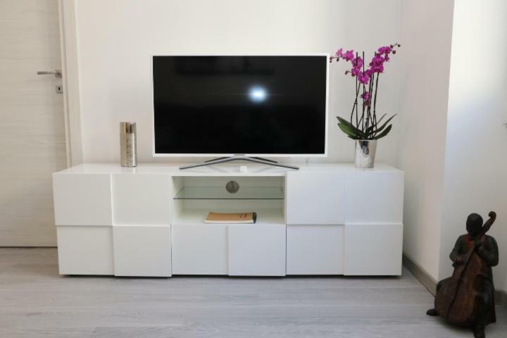 Exclusive Apt Really Downtown - Free Private Parking Included! 제노바 외부 사진